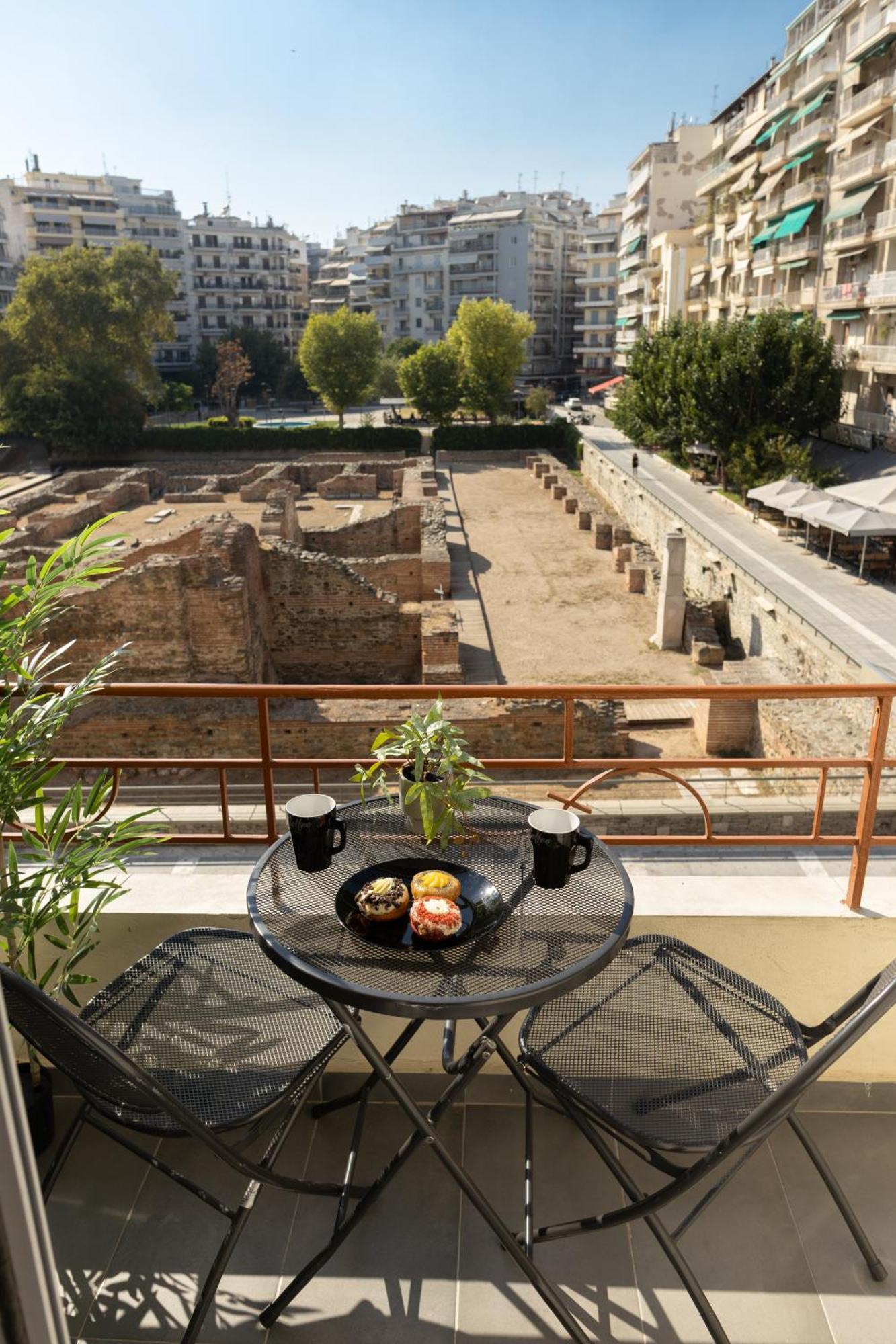 Starlights Wonderful View Apartments By Binobi! سالونيك المظهر الخارجي الصورة