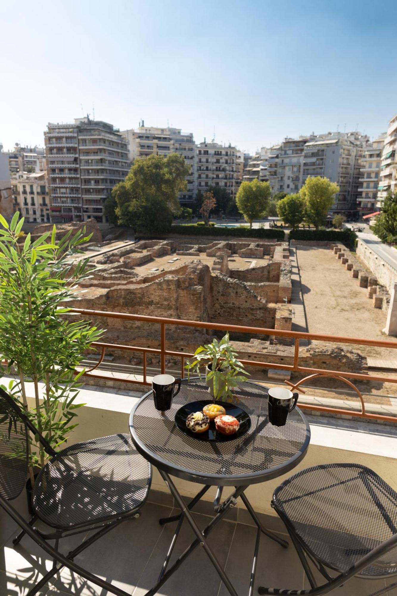 Starlights Wonderful View Apartments By Binobi! سالونيك المظهر الخارجي الصورة